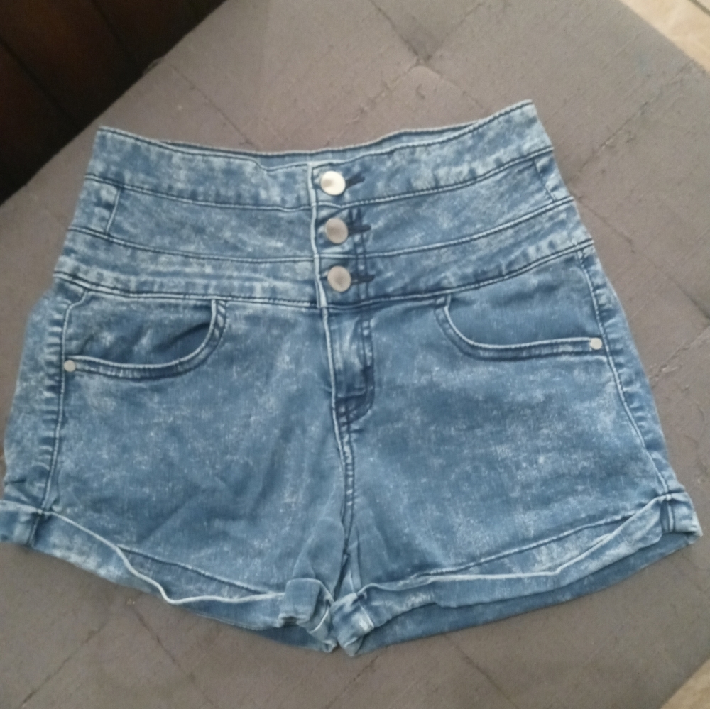 Tinseltown Denim Couture/High Waisted Jean Shorts/Light Wash/Size 1